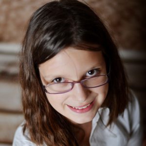 Dcera má dlouhodobě otoky, bolesti… i tak ale zůstává veselá – příběh Ester