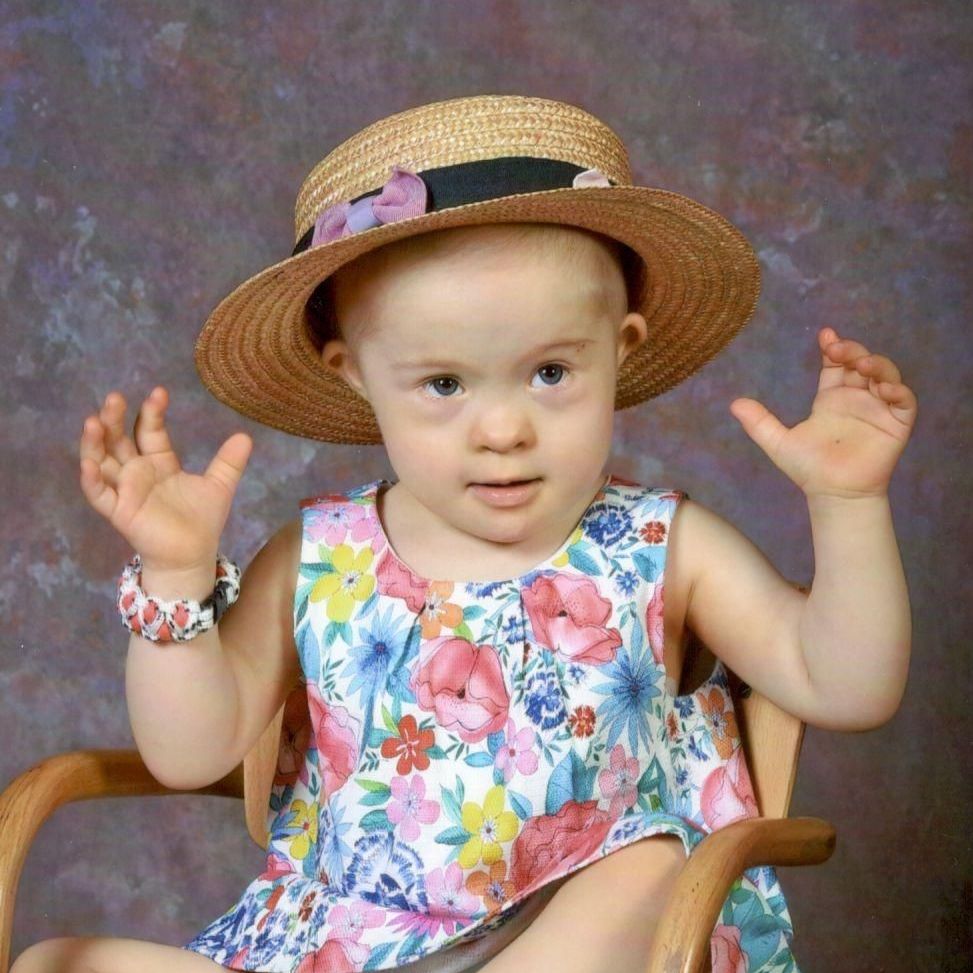 Lucinka, 3 roky, potýká se s Downovým syndromem