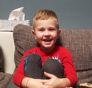 Vše začalo běžnou virózou. Šestiletý Míša se potýká s&nbsp;leukémií