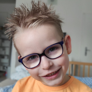 V mnohém musíme syna omezovat. Nemůže se naplno radovat ani vztekat - Kubík se potýká se syndromem Dravetové