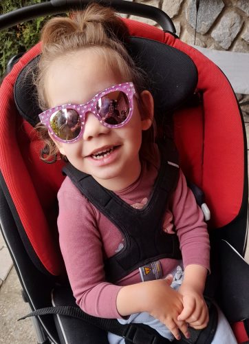 Adélka v kočárku