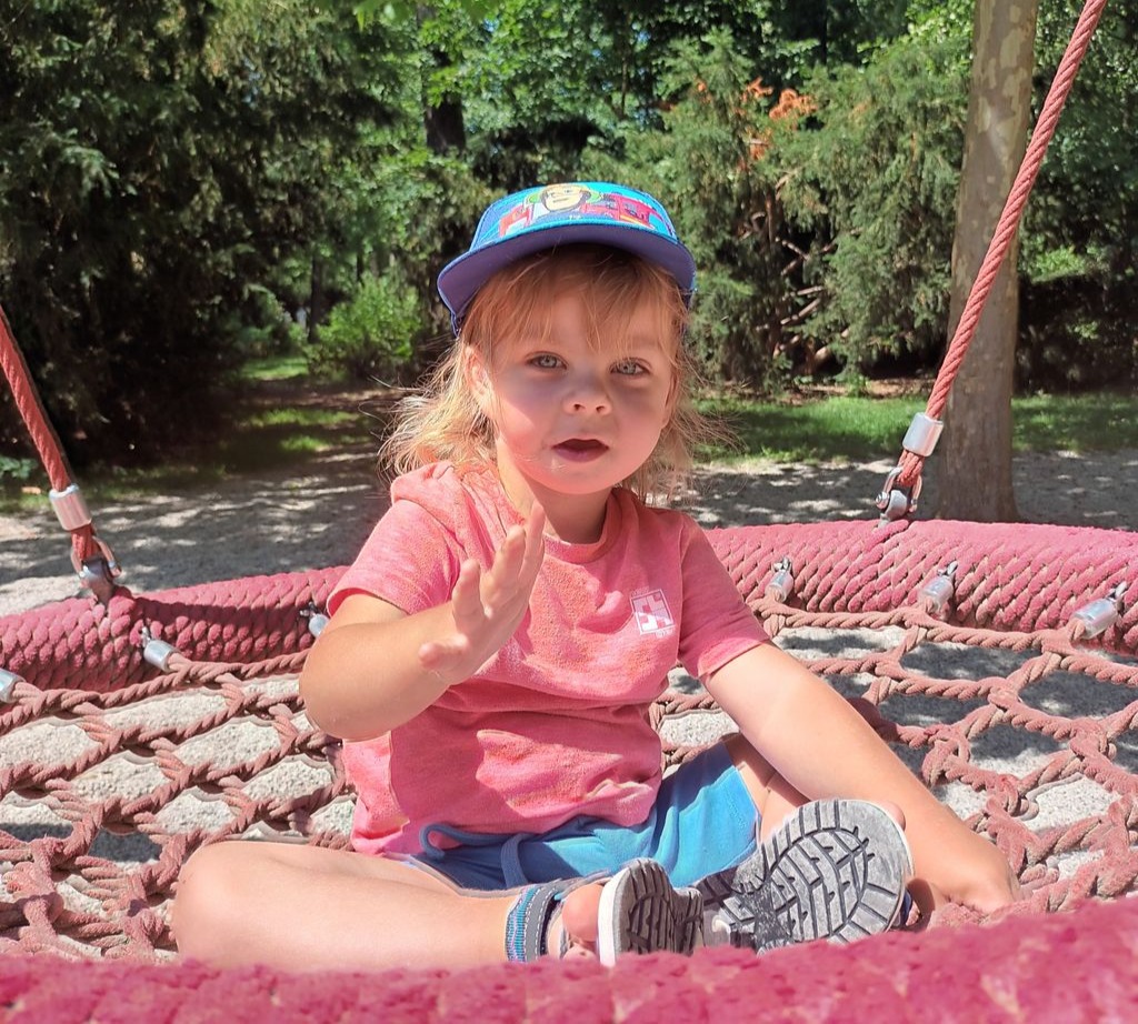 Dominiček na prolézačce