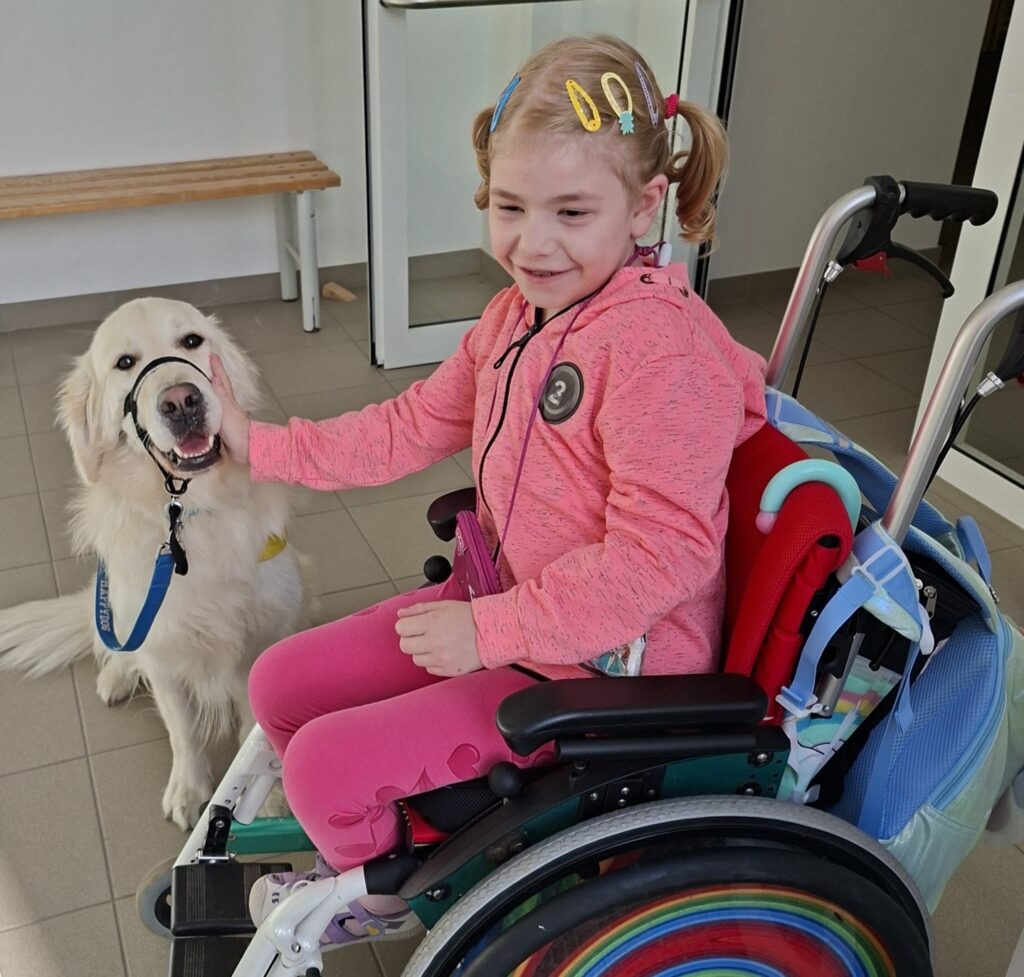 Mařenka se svým asistenčním psem Derrym